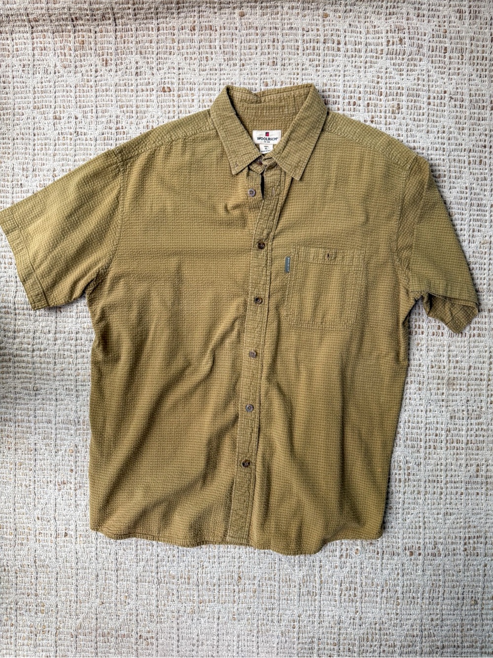 Woolrich Men’s XL Olive Textured Button Up Shirt Outdoor Camp Hiking
